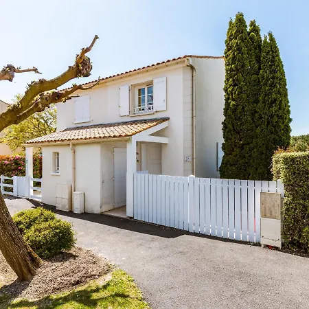 Holiday Les Hautes Folies-6 By Interhome *